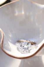 Round Shape Ring - Pear Side Stone 3 Stone Setting