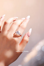 Round Shape Ring - Pear Side Stone 3 Stone Setting